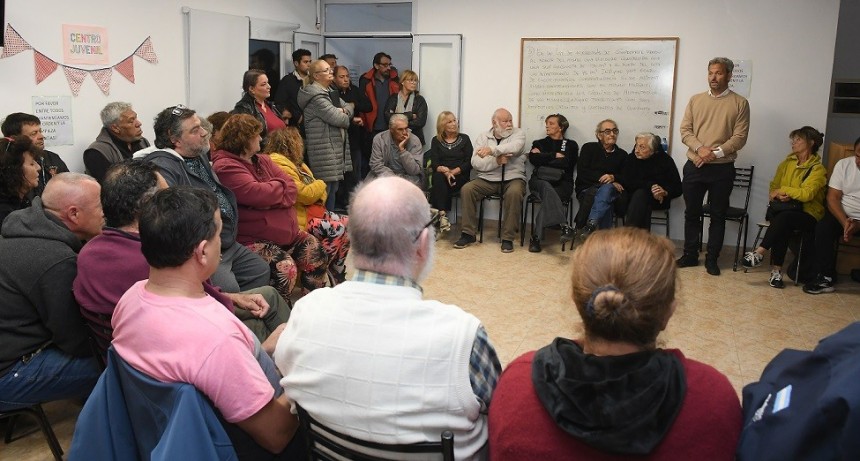 Monte Hermoso: Arranz se reunió con los vecinos y presentó nuevas medidas de seguridad