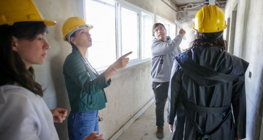 Quilmes: Mendoza supervisó la obra del Centro Comunitario de Salud Mental