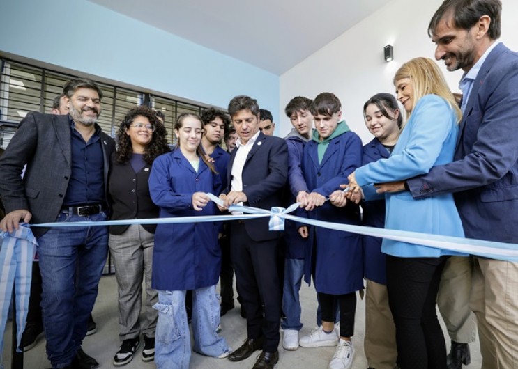 Kicillof inauguró el nuevo edificio de la Escuela Técnica N°1 de Punta Indio