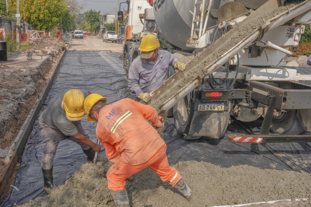 Ituzaingó: Descalzo recorrió diferentes obras que se están ejecutando en el distrito 