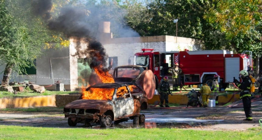 Mercedes: El Municipio fue sede de capacitaci&oacute;n regional en sobre riesgos de litio e incendios