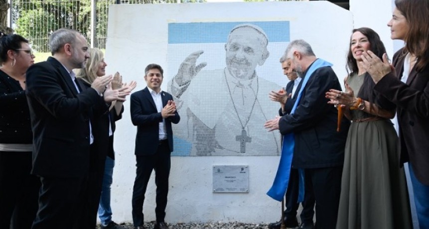 Kicillof particip&oacute; de actos en homenaje al Papa Francisco en Luj&aacute;n
