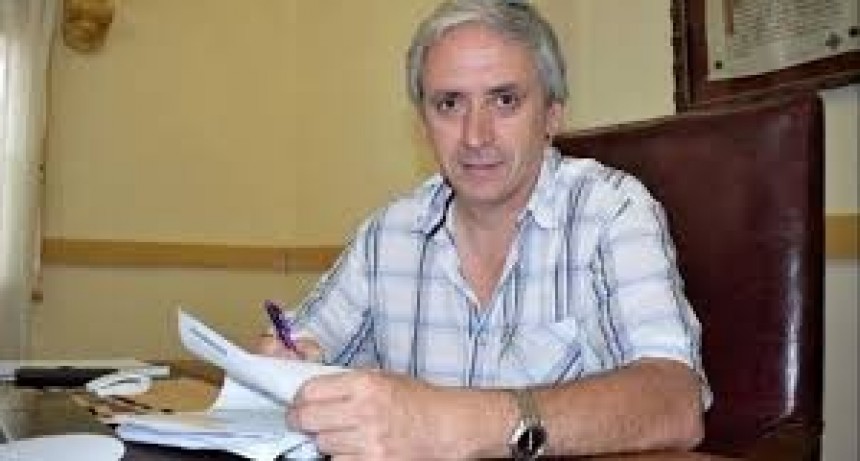 Javier Gastón: “La apertura de las fábricas es una buena noticia para las familias de Chascomús” 