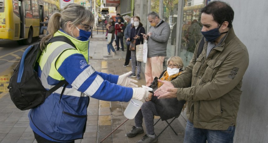 Vicente López: Operativo de asistencia en zonas bancarias para adultos mayores 