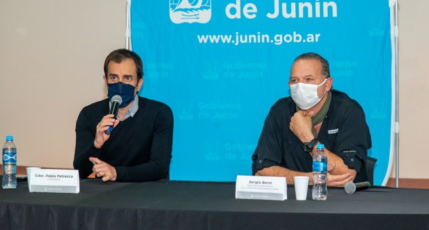 Junín: Pablo Petrecca recibió al ministro Berni que confirmó que “la Policía vuelve a los controles de rutas y accesos”