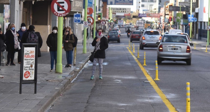 Bahía Blanca: Ensanchamiento de veredas para lograr más espacio para circulación peatonal