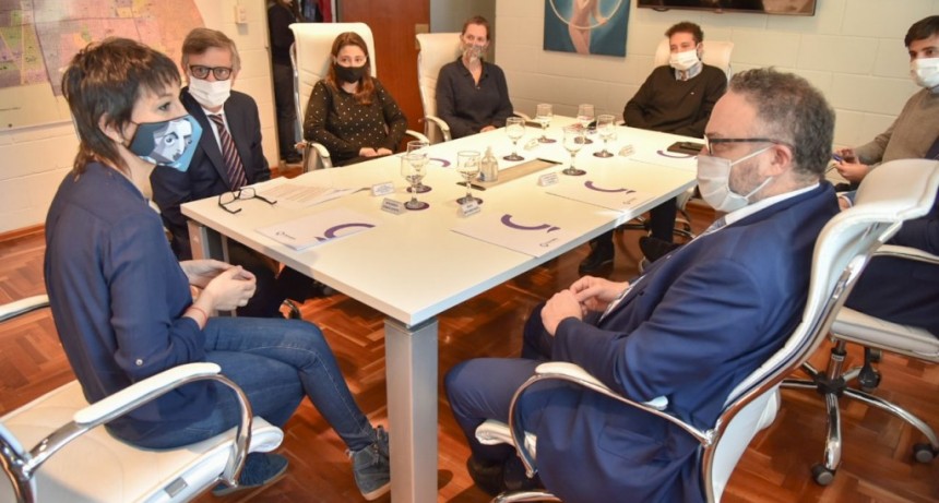 Mayra Mendoza y Matías Kulfas dialogaron sobre la situación de las empresas y comercios de Quilmes 