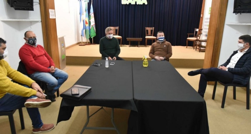 B. Blanca: El intendente Gay recibió a representantes de las empresas del transporte público 