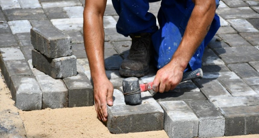 Más calles de pavimento articulado para Magdalena 