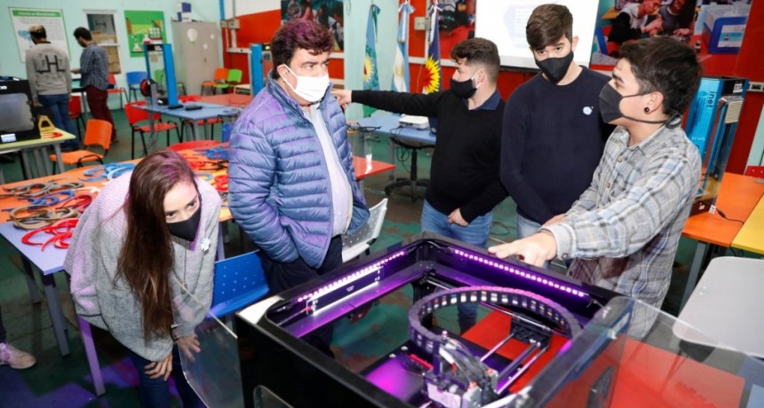 Fernando Espinoza: “El empuje extraordinario de la juventud no tiene techo” 