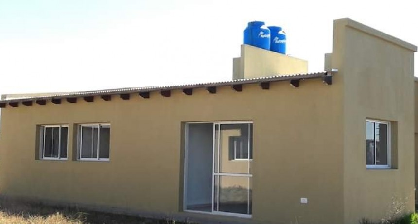 Lezama: El gobierno local entrega viviendas dentro del Programa 