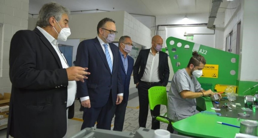 Descalzo: “La articulación entre el sector público y privado son fundamentales para el crecimiento del país”