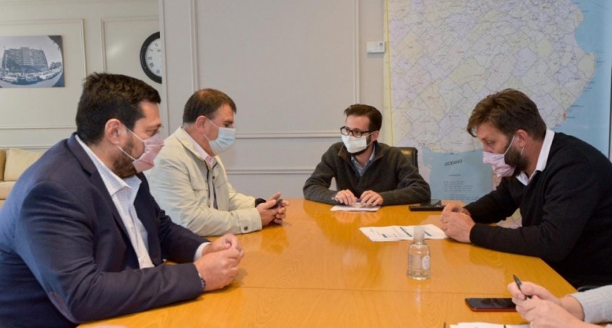 Azul: Reunión con el Ministro de Infraestructura de la Provincia por obras para el distrito