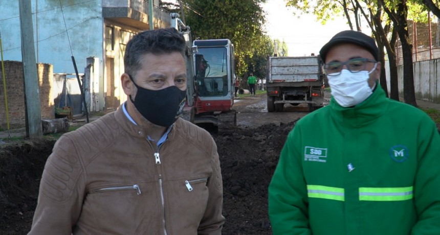 Merlo: El Intendente Menéndez recorrió obras en el distrito 
