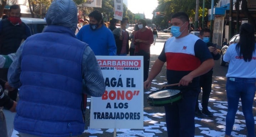 Nadia Ponce: “Estamos muy desesperados porque todavía no cobramos los haberes de marzo y abril”