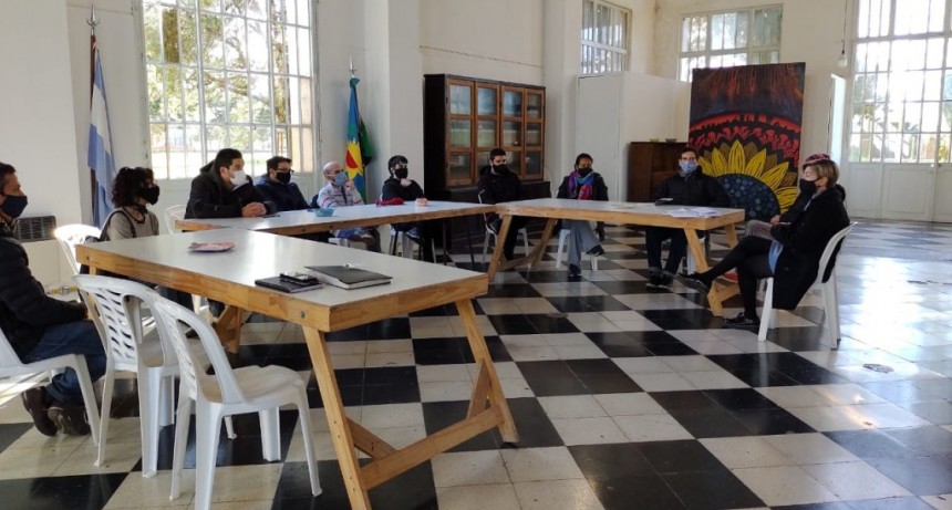 Carlos Casares: Fructífera reunión en Cultura 