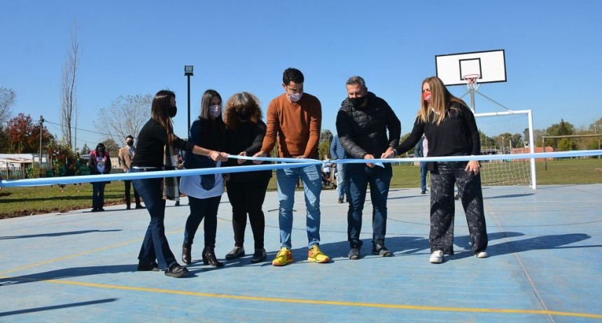 Gral. Rodríguez: El Intendente inauguró el playón deportivo del Barrio Los Aromos 