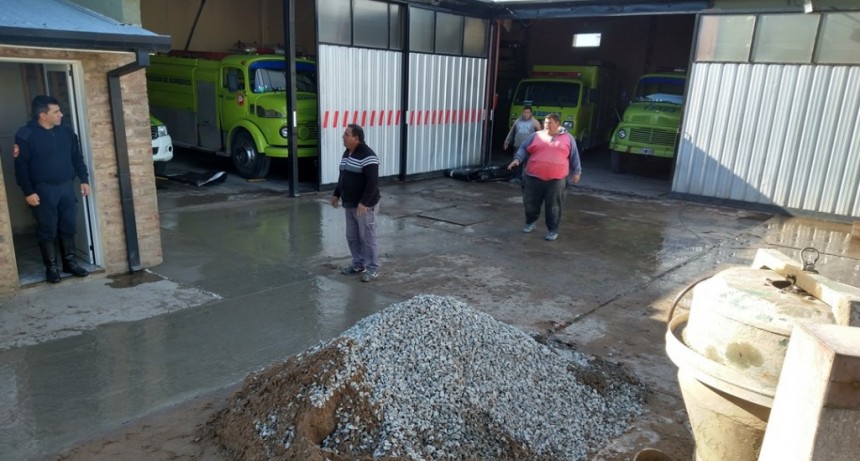 Lobería: Reparaciones en el cuartel de bomberos 