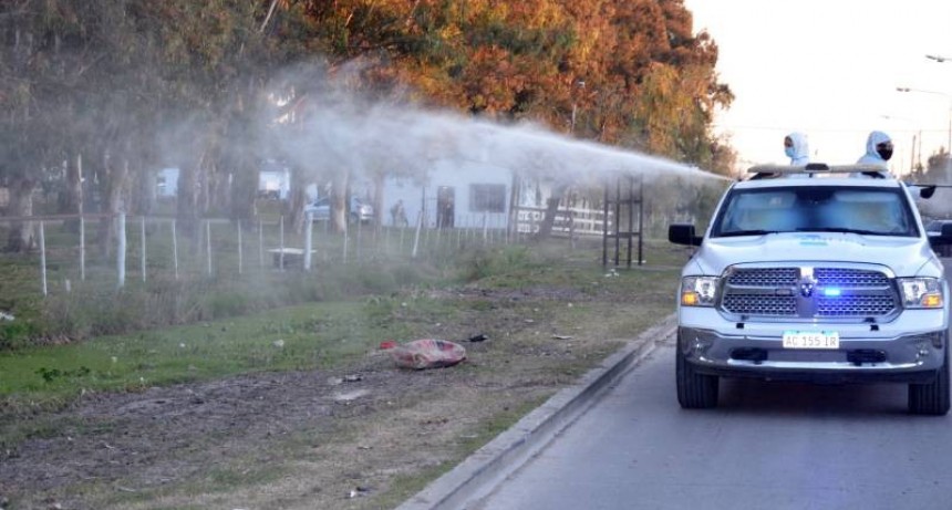 Berisso: Operativo de desinfección en el Barrio Santa Cruz