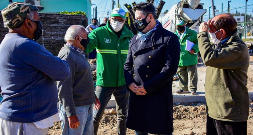 Merlo: El Intendente recorrió las obras del Plan Integral  
