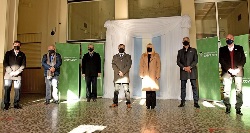 Chivicoy: Se llevó a cabo un pequeño acto con motivo del Día de la conmemoración de la Revolución de Mayo