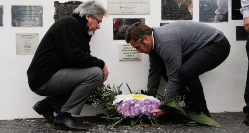 Pilar: El Intendente Ach&aacute;val homenaje&oacute; a los h&eacute;roes del A.R.A General Belgrano a 40 a&ntilde;os de su hundimiento