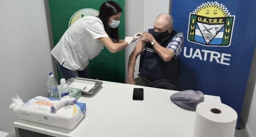UATRE: Continua la campaña de vacunación antigripal para familias rurales y trabajadores del gremio