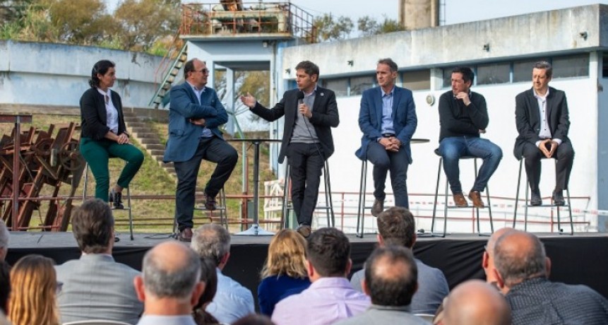 Kicillof y Katopodis encabezaron la puesta en marcha de las obras que ampliarán la planta de tratamiento cloacal de Saladillo