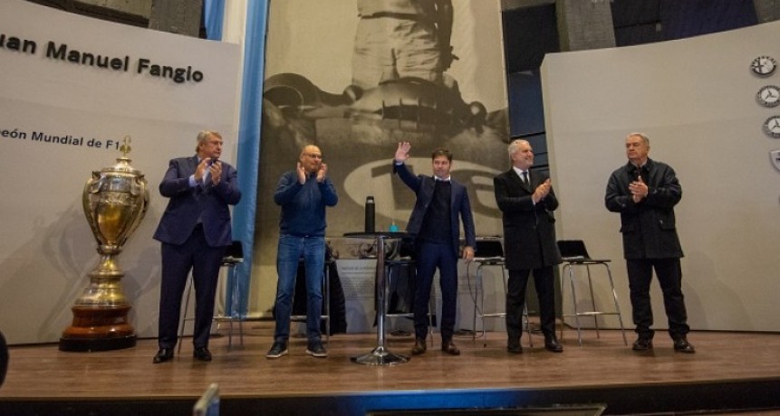 Balcarce: Kicillof entregó escrituras y pases libres multimodales 