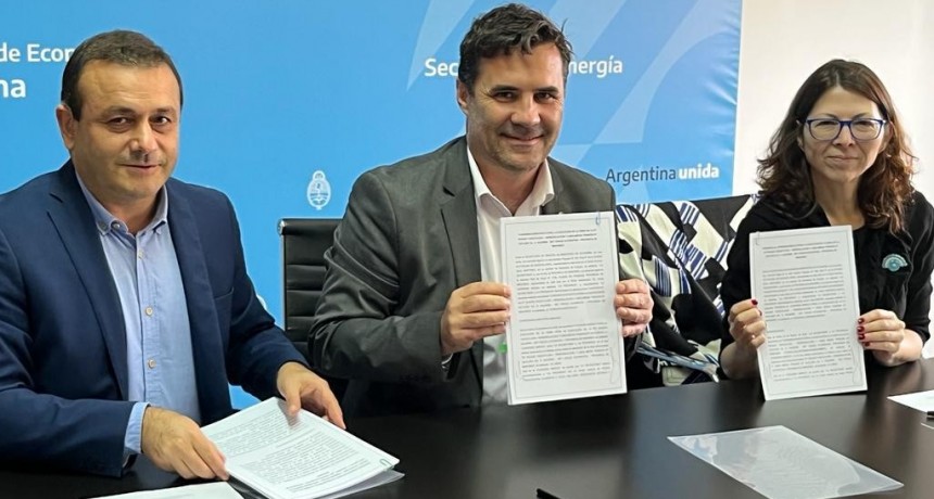 Misiones: El Gobernador firmó en Buenos Aires un convenio para la remodelación de la estación transformadora de Iguazú 