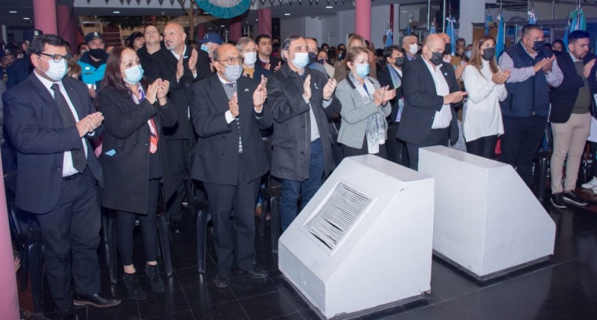 Pte. Per&oacute;n: Blanca Cantero presidi&oacute; acto protocolar por aniversario de la Revoluci&oacute;n de Mayo