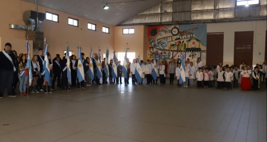 Puan: Castelli encabezó el acto por el 212° Aniversario de la constitución del Primer Gobierno Patrio