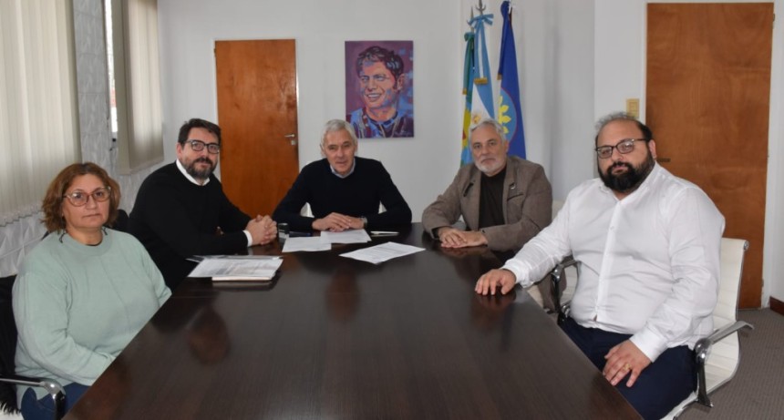 Berisso: El Municipio firm&oacute; un convenio con AHF para fortalecer pol&iacute;ticas de prevenci&oacute;n y atenci&oacute;n del VIH