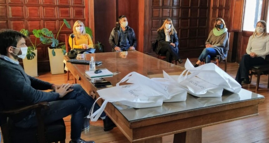 San Nicolás: Passaglia se reunió con directivos de escuelas para analizar la situación de la educación 