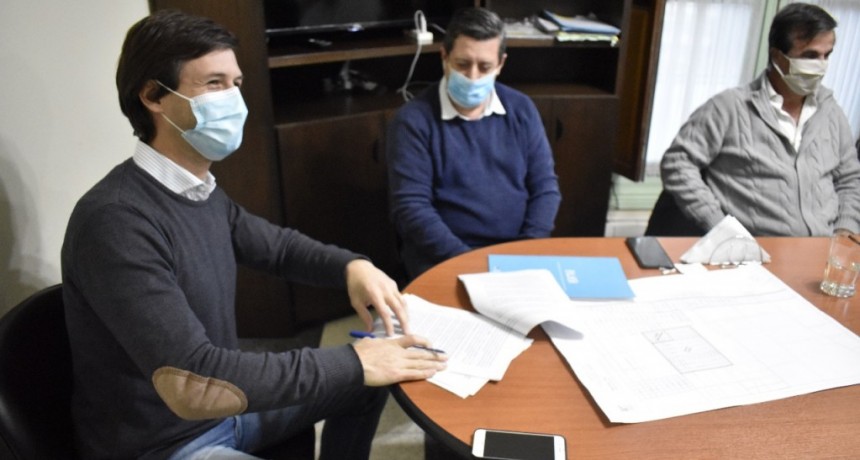 San Vicente: Mantegazza firmó un convenio con ENHOSA 