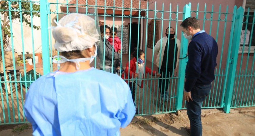 E. Echeverría: Fernando Gray en testeo de Covid-19 en barrios 