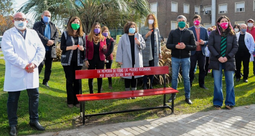 #NiUnaMenos: La Ministra Estela Díaz inauguró el Banco Rojo en el Hospital Posadas 