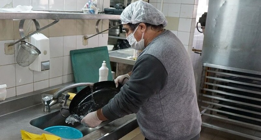 Puesta en funcionamiento del Centro de Aislamiento Comunitario en el Albergue Universitario de la UNLP 