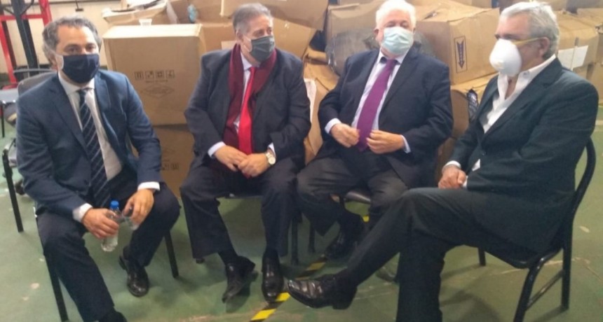 Colón: El Intendente Ricardo Casi recibió un respirador de la provincia 