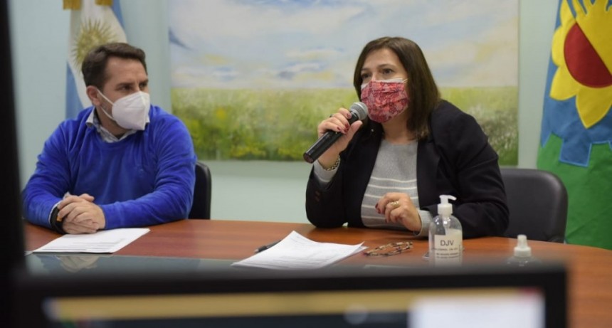 Ituzaingó: Pablo Descalzo y Andrea Musante presentaron créditos para el sector gastronómico 