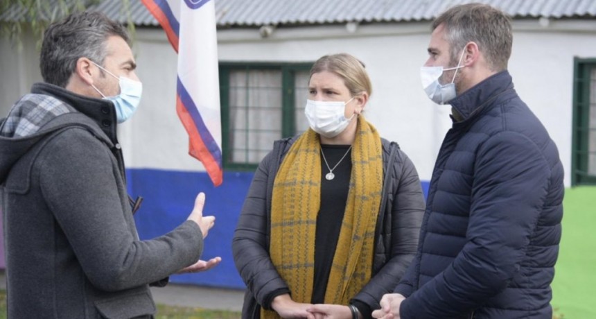 Pilar: Achával y Falcone firmaron un convenio para fortalecer a la primera infancia