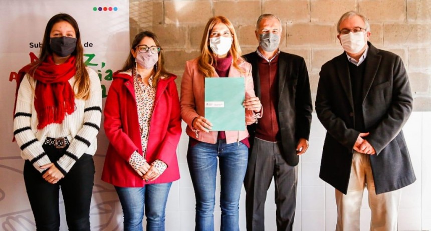 Avellaneda: Magdalena Sierra y el secretario Nacional de SENAF, Gabriel Lerner, inauguraron una “Zona de crianza” 