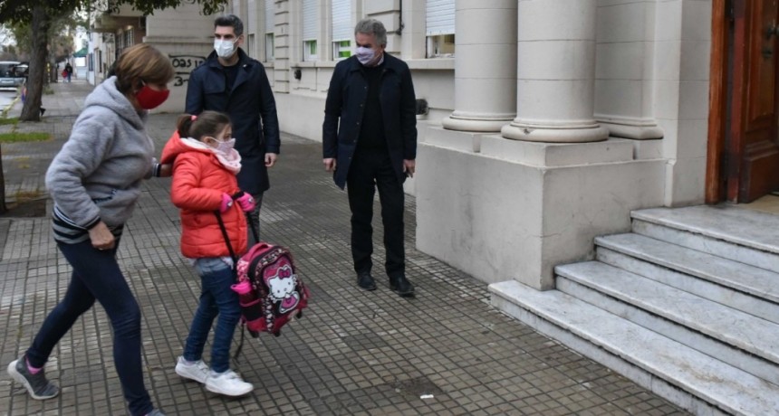 B. Blanca: El intendente aseguró que se seguirá trabajando para cuidar la presencialidad