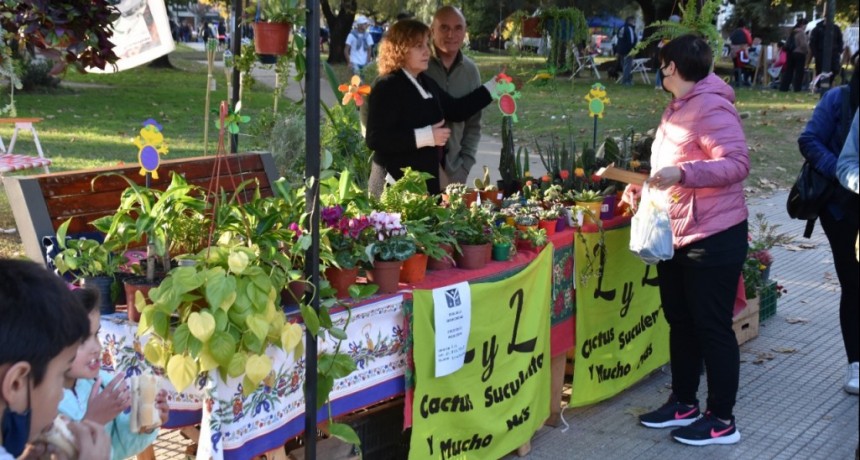 Chivilcoy: Se llevó a cabo la Feria de la Biodiversidad con emprendedores y actividades 
