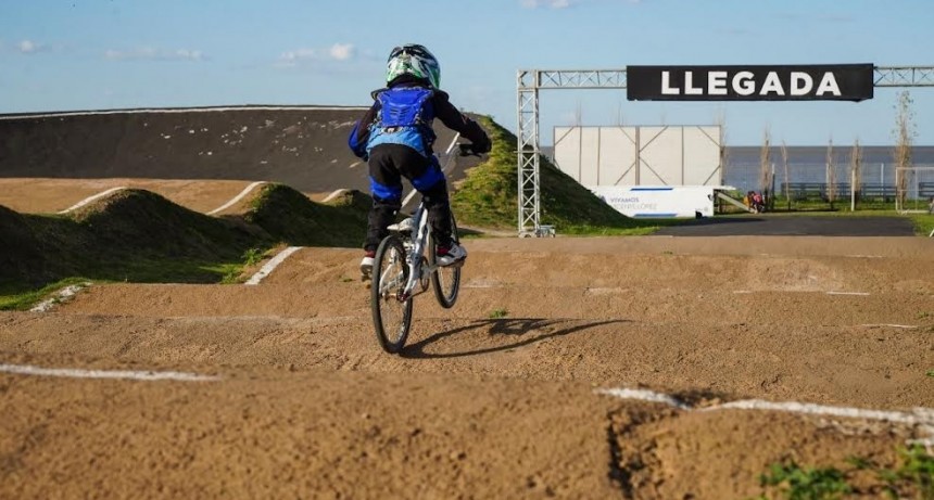 Vicente López: Continúan las clases de BMX en el distrito