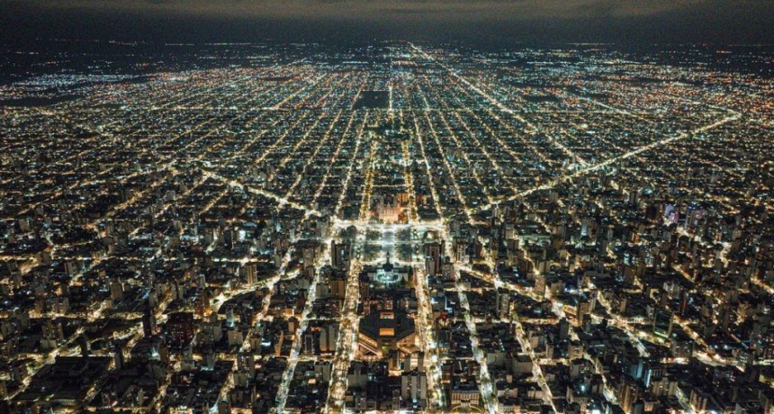 La Plata: Se ponen en marcha siete obras clave para mejorar el alumbrado en los barrios