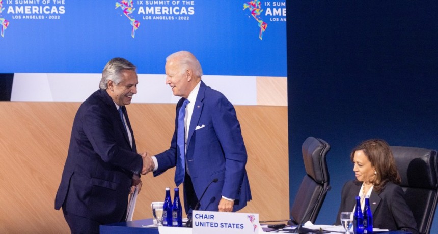 El Presidente instó por una América Latina sin exclusiones y reclamó la reestructuración de la OEA y el BID