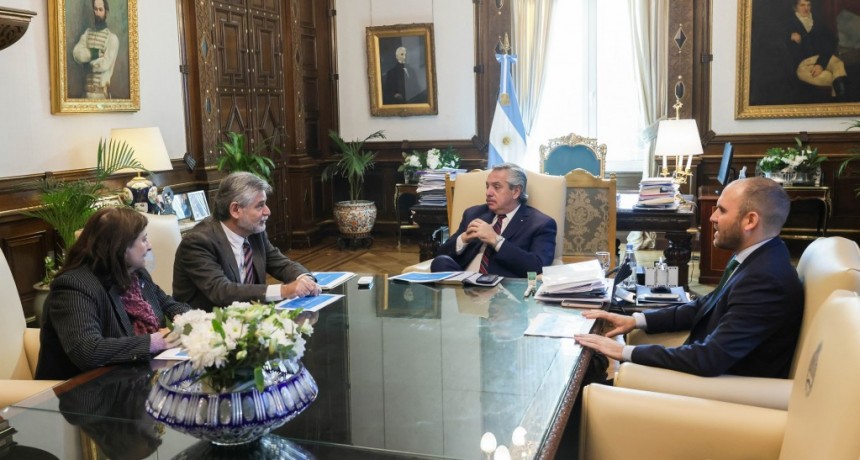 El Presidente anunció una nueva jerarquización salarial del 10% para investigadores e investigadoras del CONICET