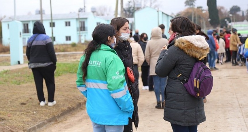 ACUMAR acompañó a familias que visitaron sus futuras viviendas en Esteban Echeverría