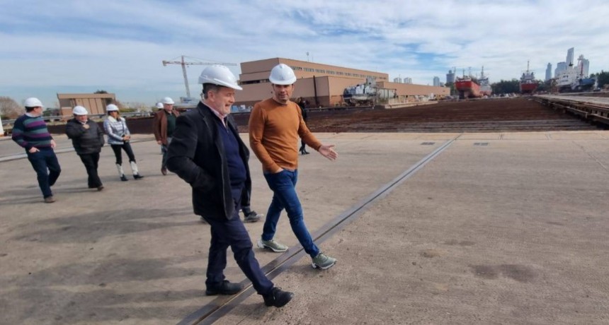 Gral. Rodríguez: García recorrió el inicio de la construcción del puente del cruce “Las Latas”